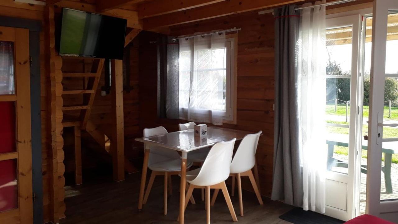 Les P'tites Maisons Dans La Prairie Chalet *